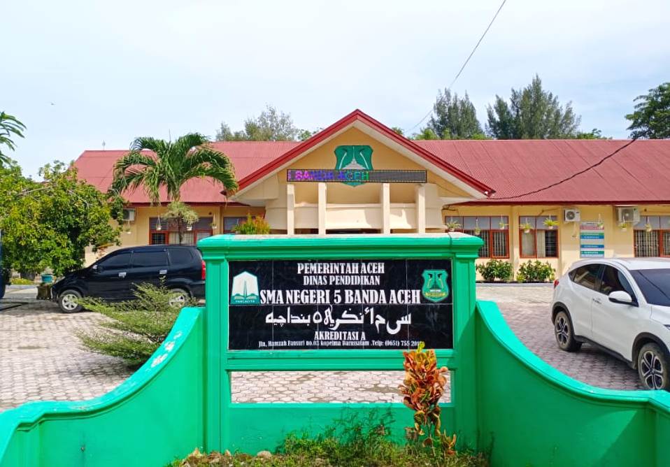 SMAN 5 Banda Aceh Dapat Bantuan Pembangunan Sejumlah Sarana dari Disdik